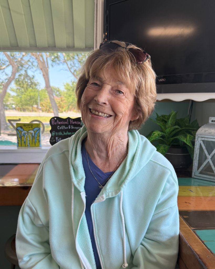 Ruth E Renze Profile Photo