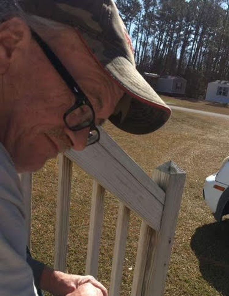 Charles "Chuck" Everett Willey Jr.