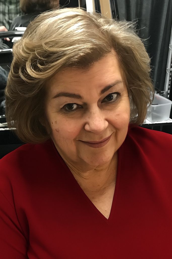 Elizabeth Vera Iwaszko Profile Photo