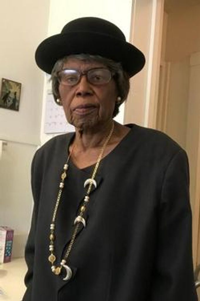 Delia (Rose) Owens