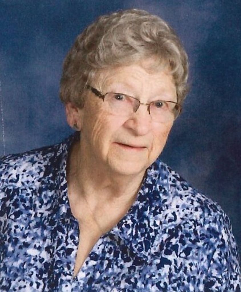 Florence "Minnie" Irene Komisar Profile Photo
