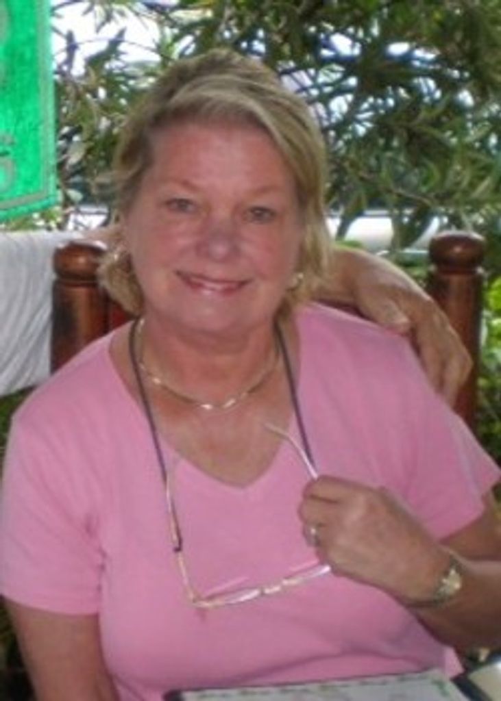 Evy Dennis