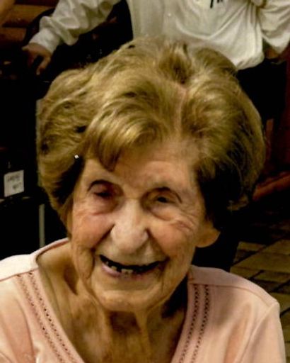 Gladys Phyllis Helberg's obituary image