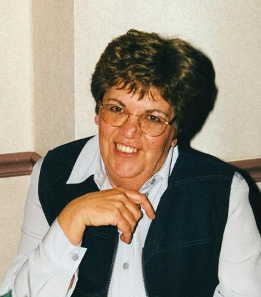 Carolyn Mcmillan Profile Photo
