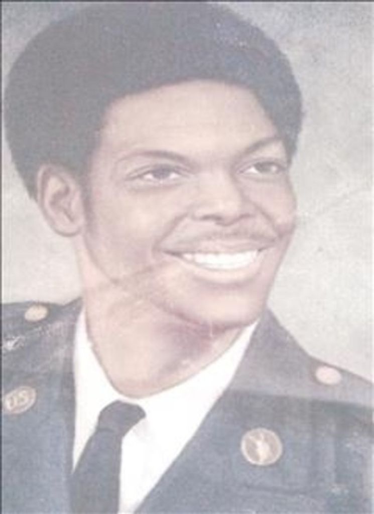 Robert Lee Vinson Profile Photo