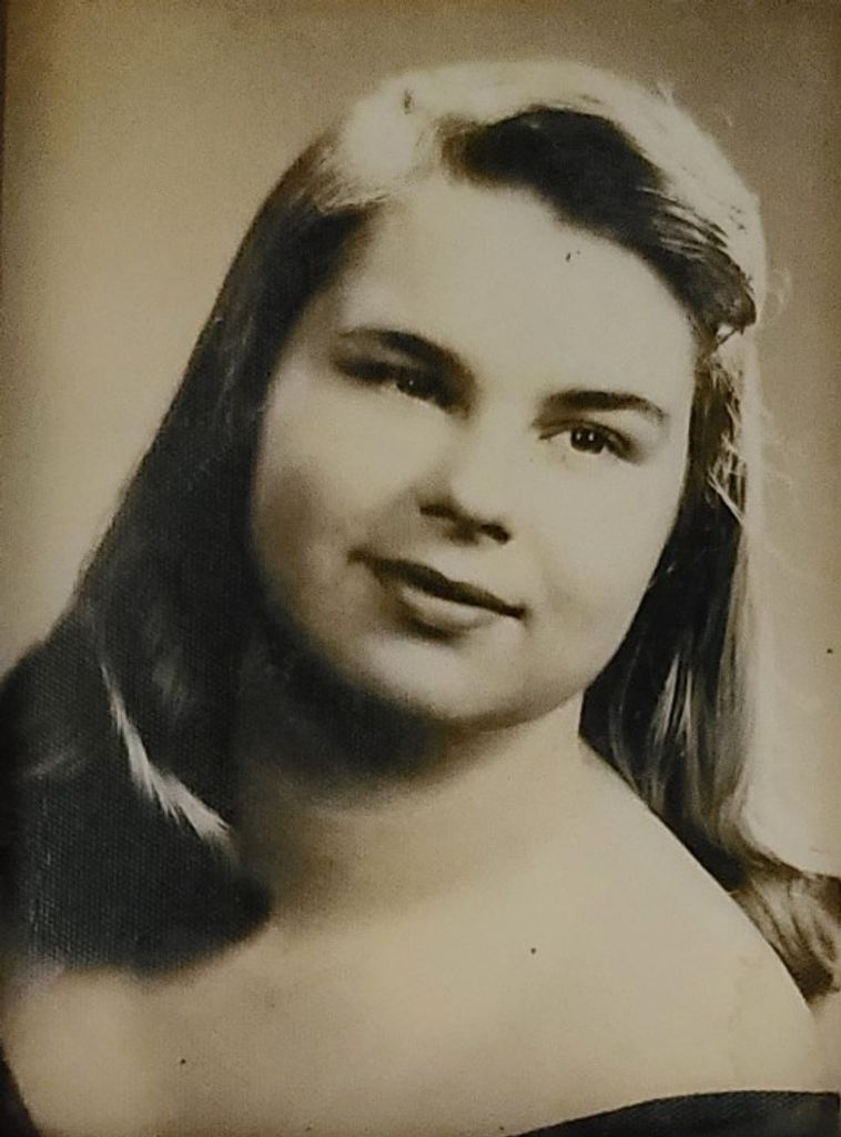 Nina Blewer
