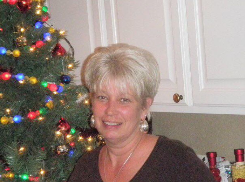 Carla Lee Dickens Profile Photo