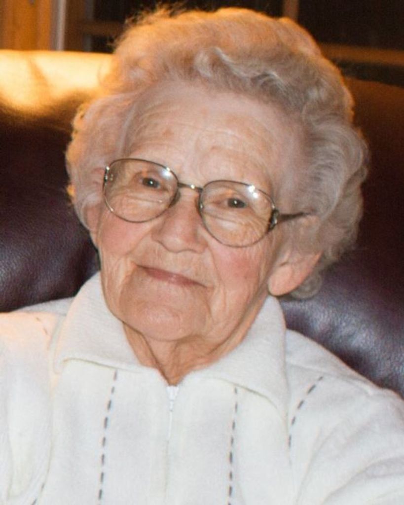 Esmond C. (Davis)  Taylor Profile Photo