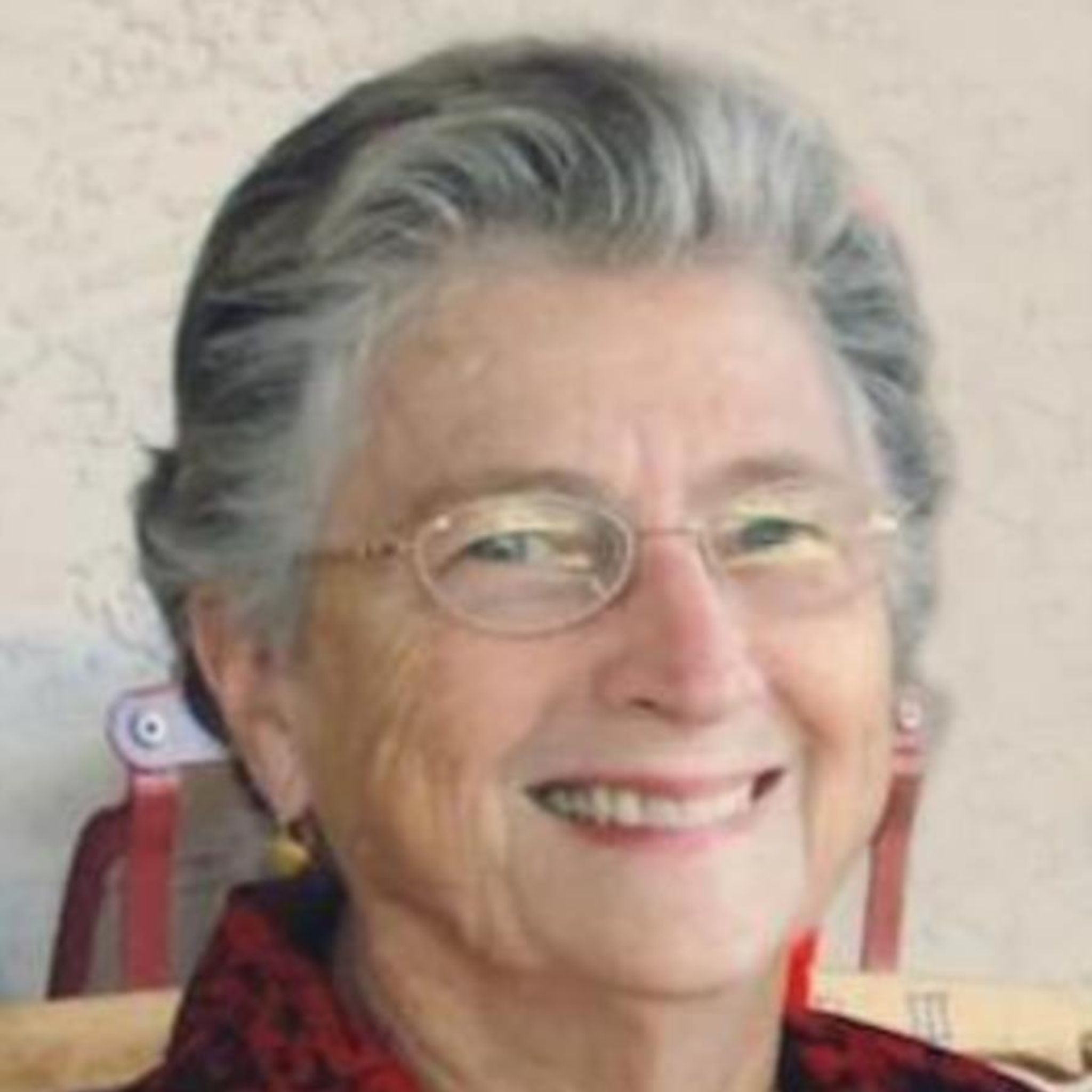 Margaret "Peggy" Spring Logue photo gallery image 1 of 1