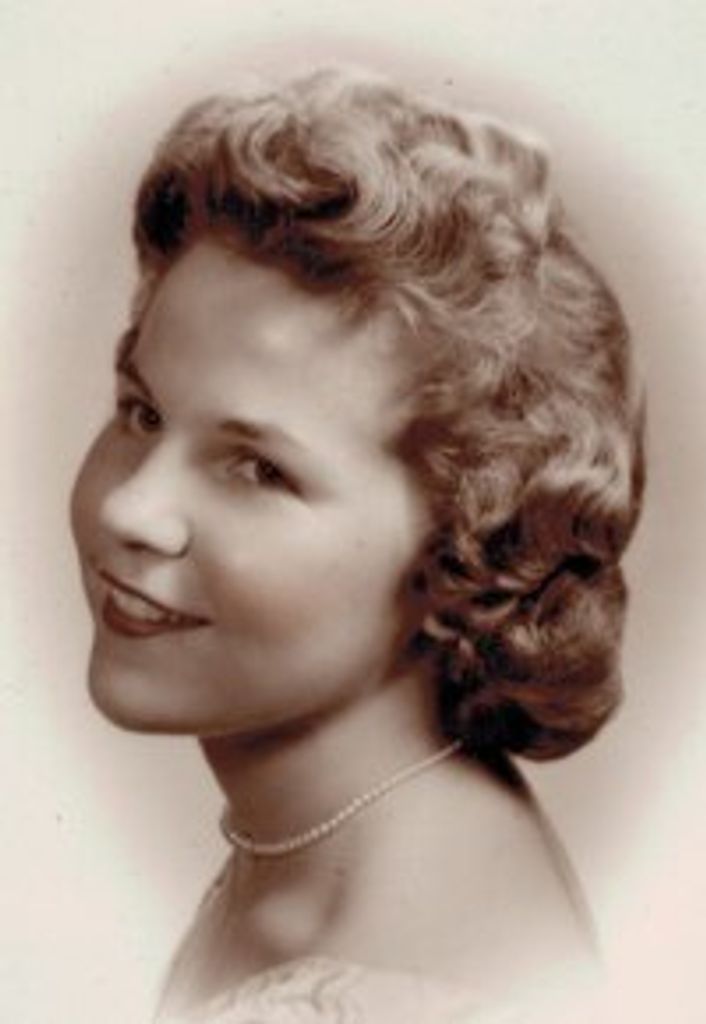 Christine Kay (Putman)  Pfund