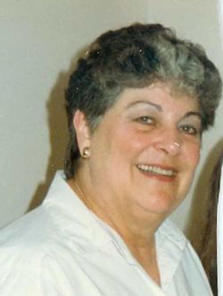 Marjorie (Young) Hamlin