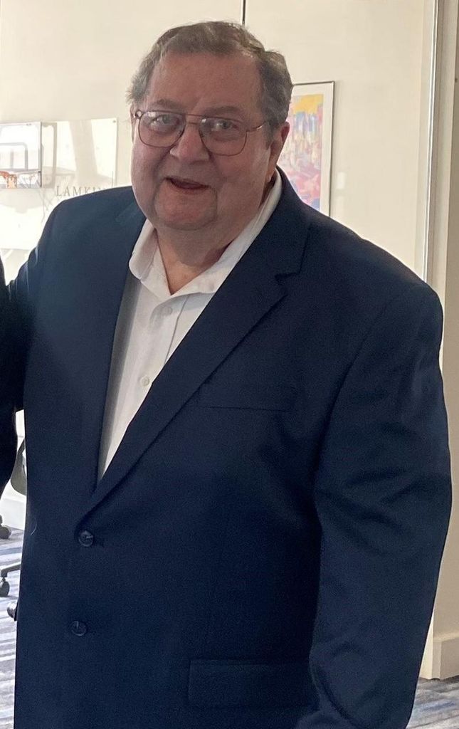 Clarence Douglas Hunt Profile Photo