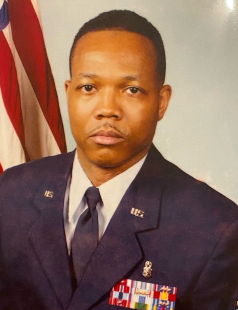 ROBERT GILLUMS Profile Photo