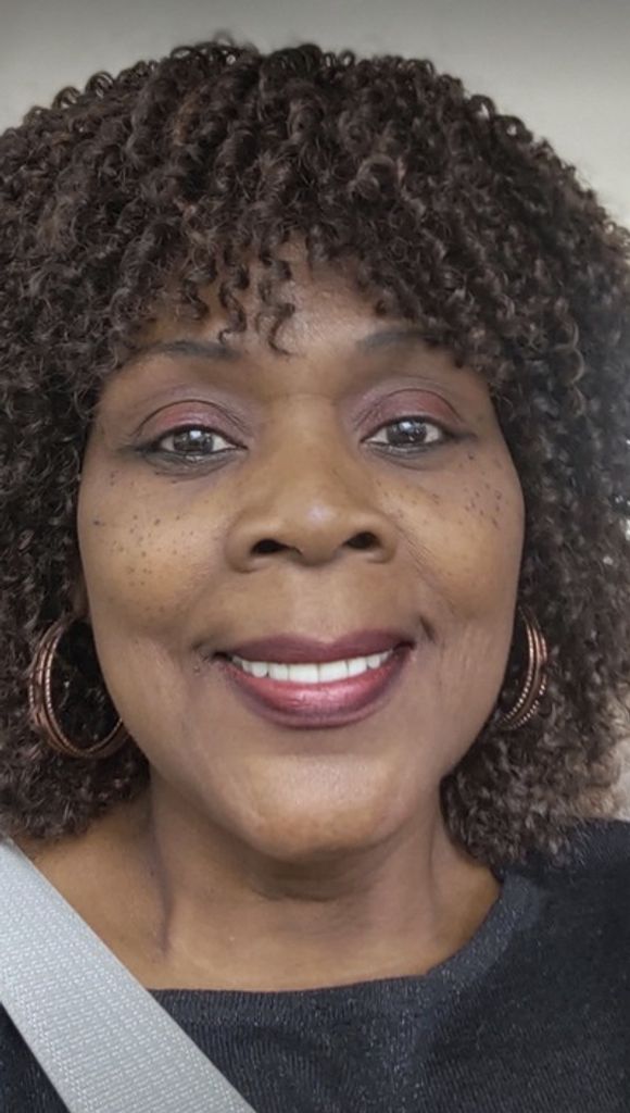 Gloria Yvonne Dixon Profile Photo