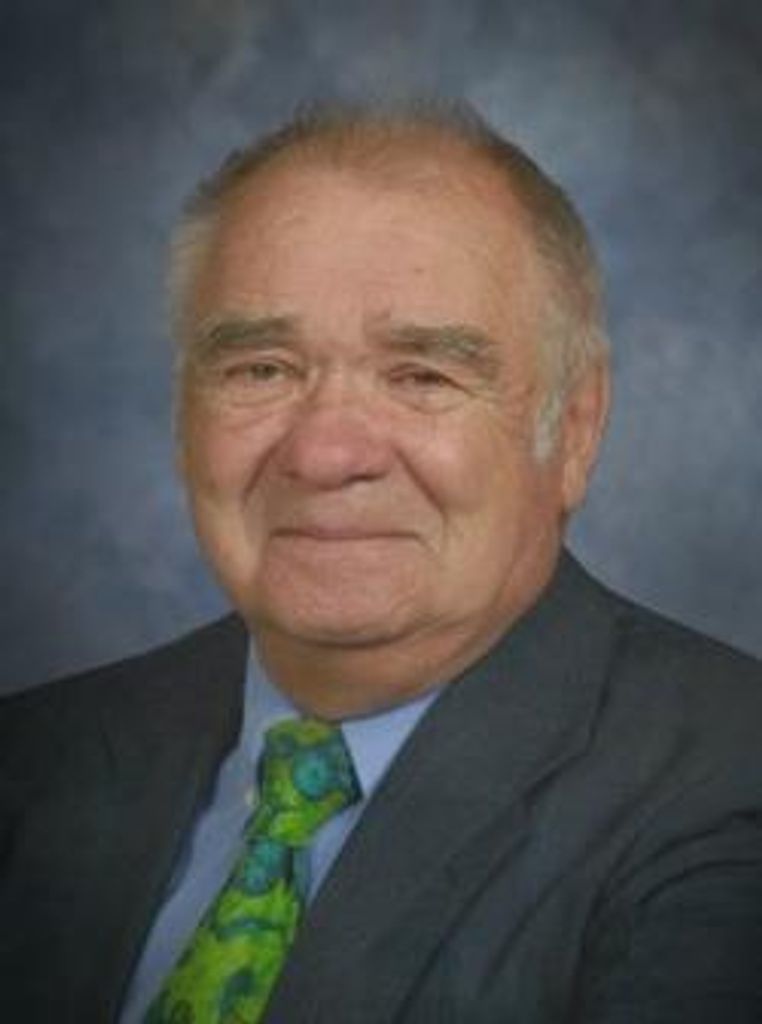 Rev Dr Wf Hischke