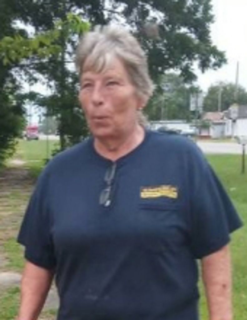 Karen Lee Poulter