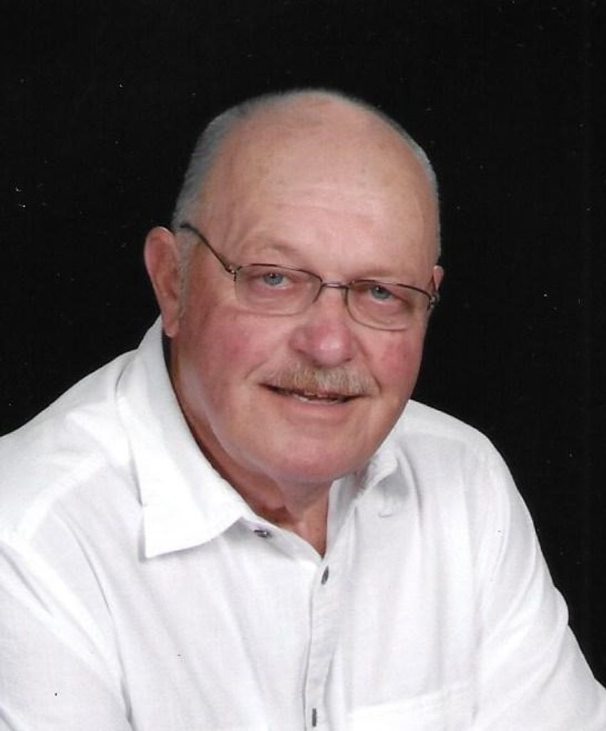 Daniel "David" Hostettler Jr. "Hoss"