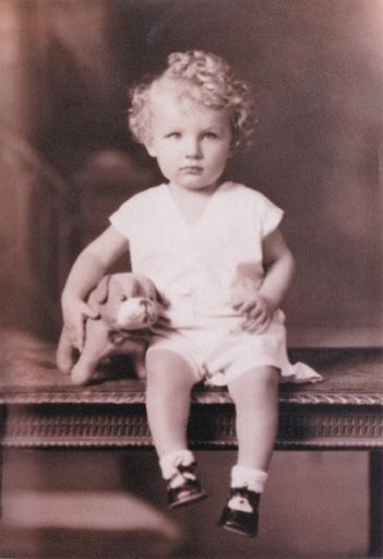 John E Eastman photo gallery thumbnail 42 of 50