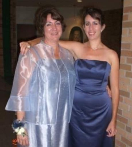 Linda Catanzaro Boberg photo gallery thumbnail 6 of 9