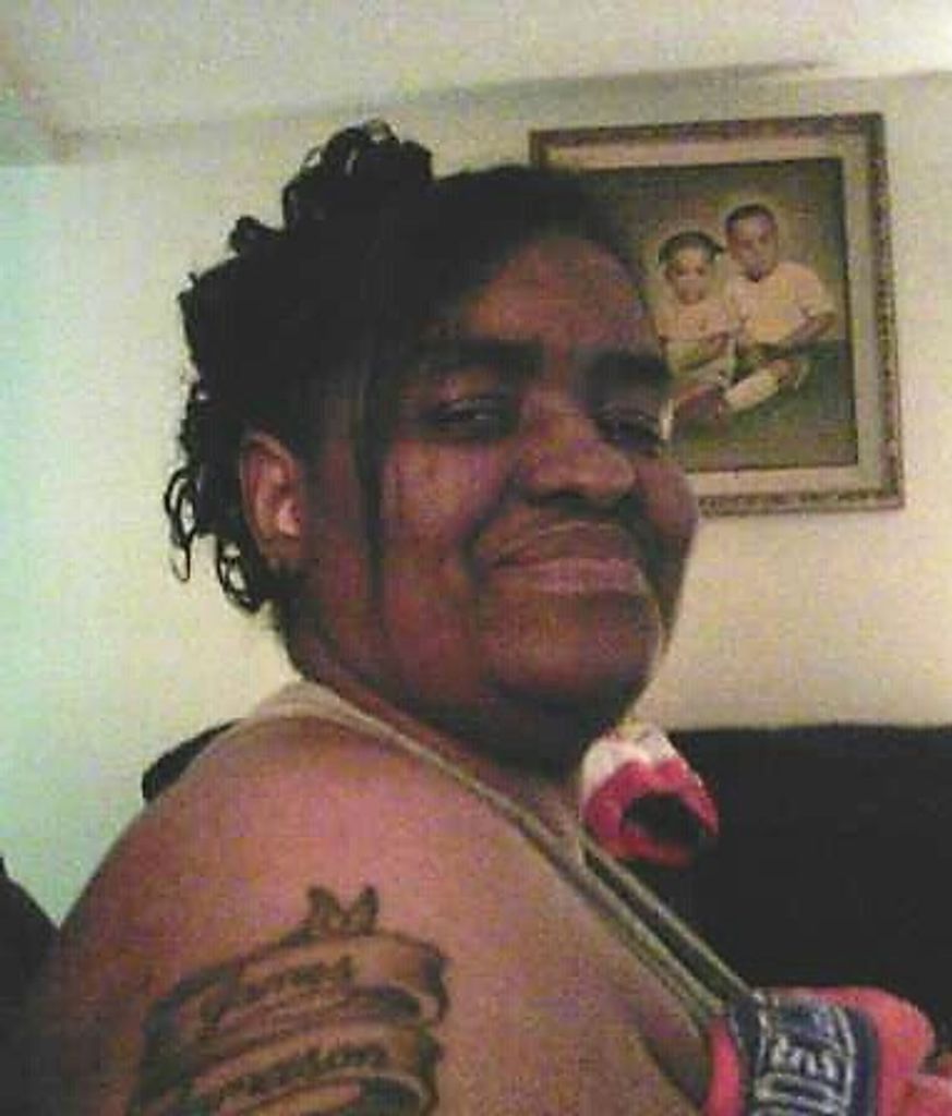 Lisa (Jones)  Bailey