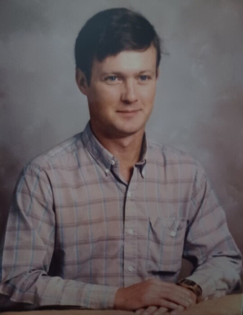 Gordon Lewis Morgan Profile Photo