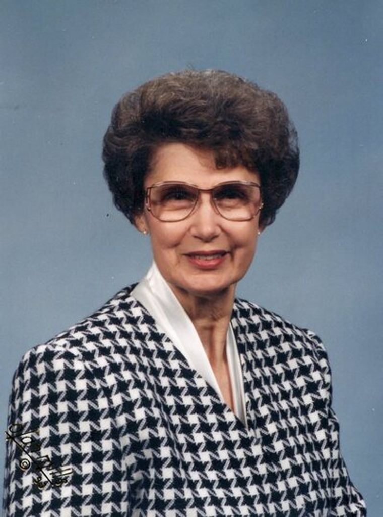 Elizabeth "Liz" R. Mcbrayer