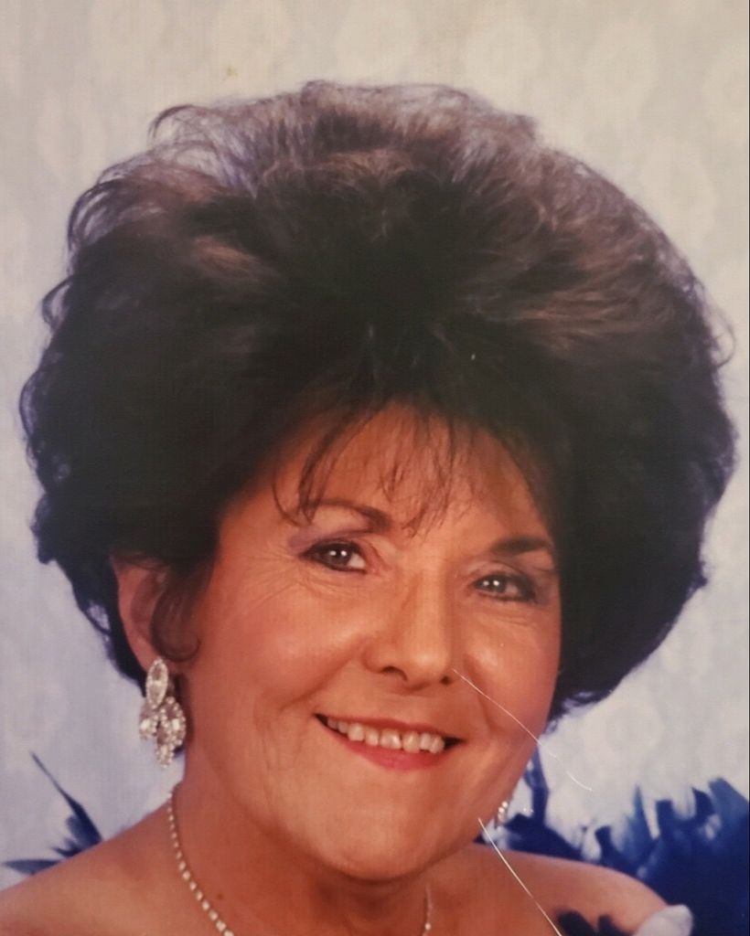 Patricia "Dee Dee" (Harvey) Davis