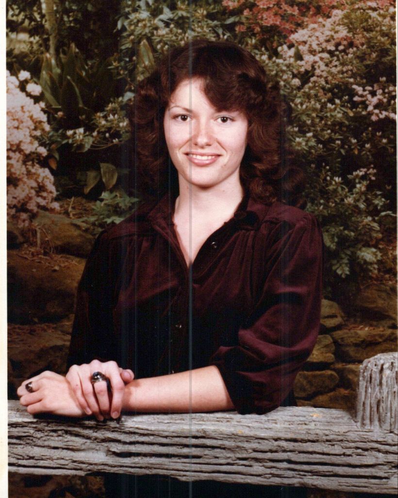 Janet Lou Slusher Profile Photo