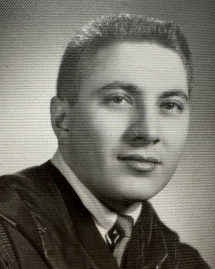 Cyrus L. Mineo Profile Photo
