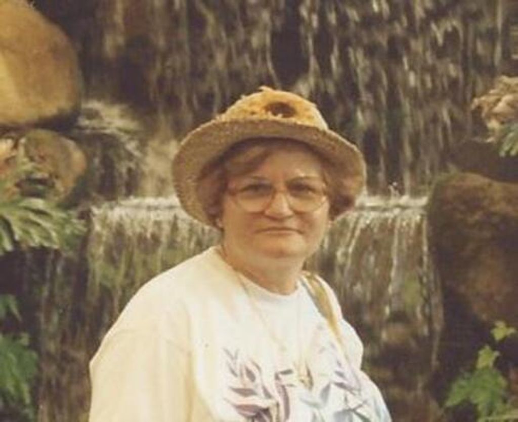 Despina Talambekos Profile Photo