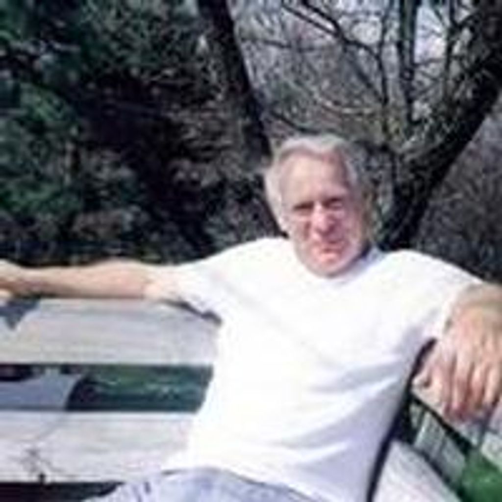 Thomas Hunt Profile Photo
