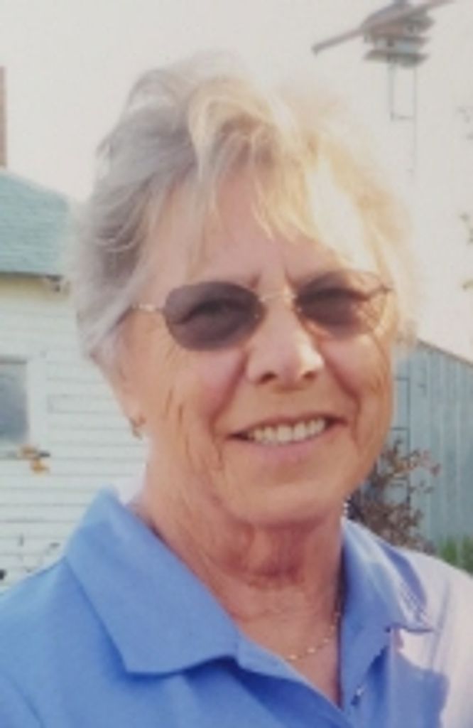 Lena Julianna Ginther Profile Photo