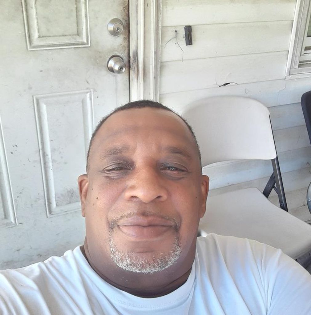 Lester Neal Profile Photo