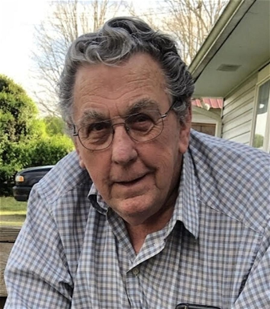 Locke Hiram "Paw" Davis