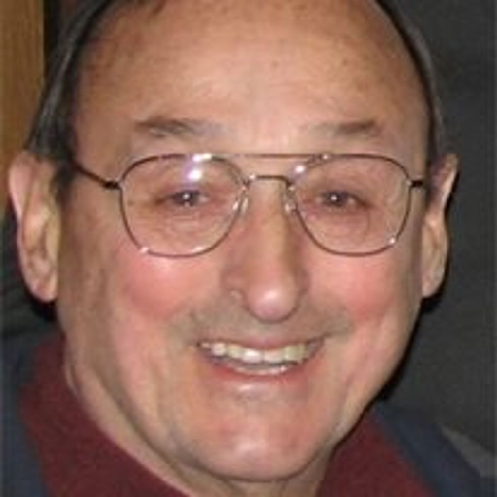 Nelson R.  Guillette