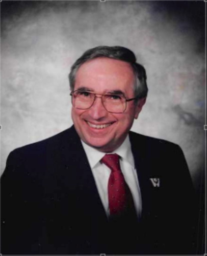 Robert Dustrude Profile Photo