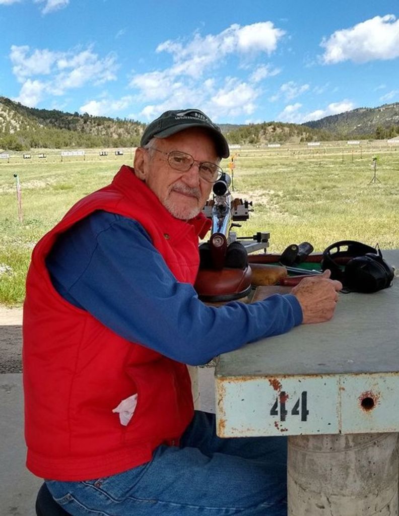Larry Baggett