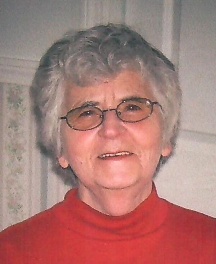 Evelyn Field Profile Photo