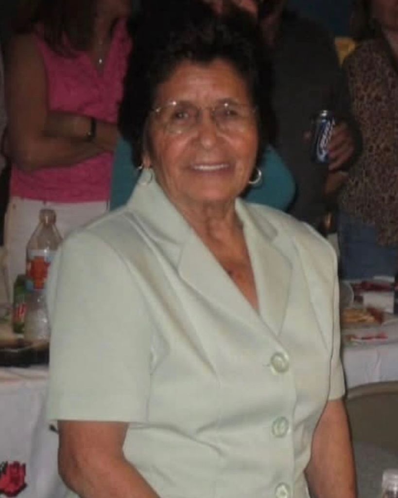 Maria Rojas-DeFavela Profile Photo