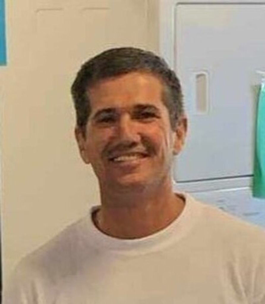 Joseph Steven Hux Profile Photo