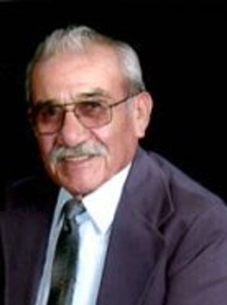 Max Contreraz