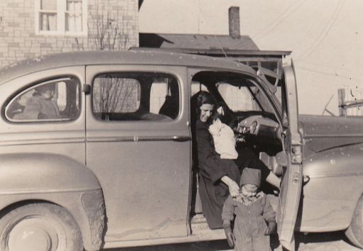 Opal "Jeanne" Arnold photo gallery thumbnail 22 of 65