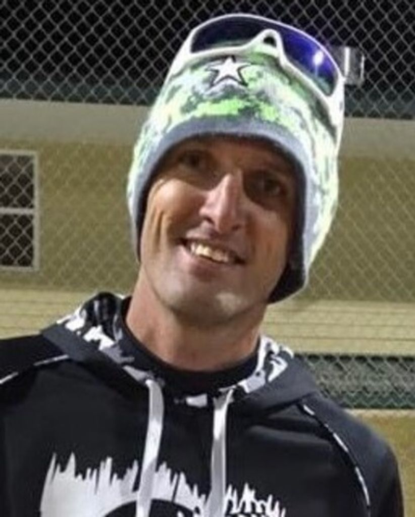 Adam Mills Profile Photo
