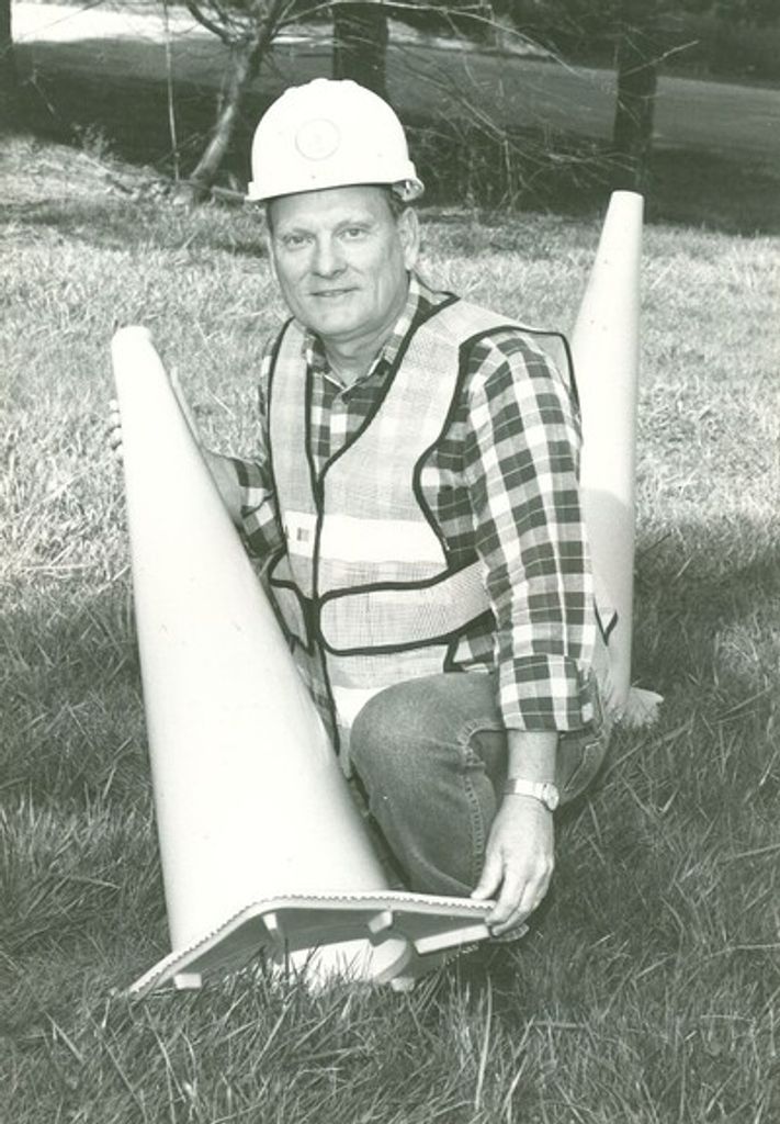 Glennie "Chuck" Roy Barton Profile Photo