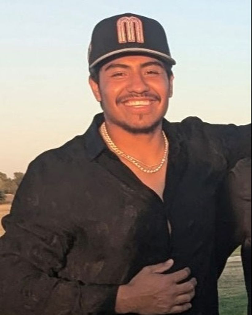 Israel "Tata" Obando