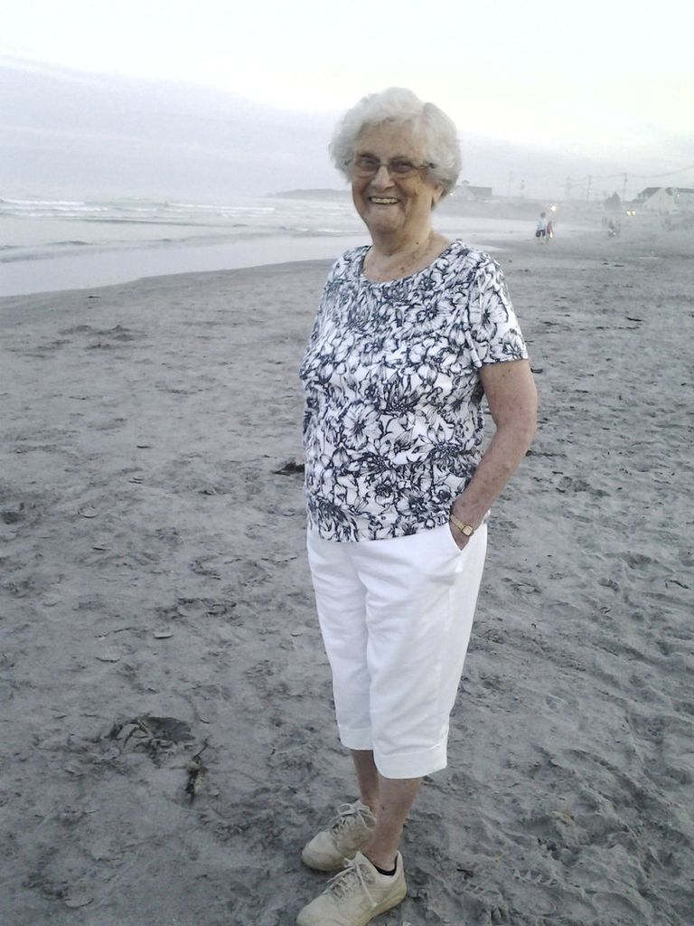 Elizabeth Blackstock Dickey Profile Photo