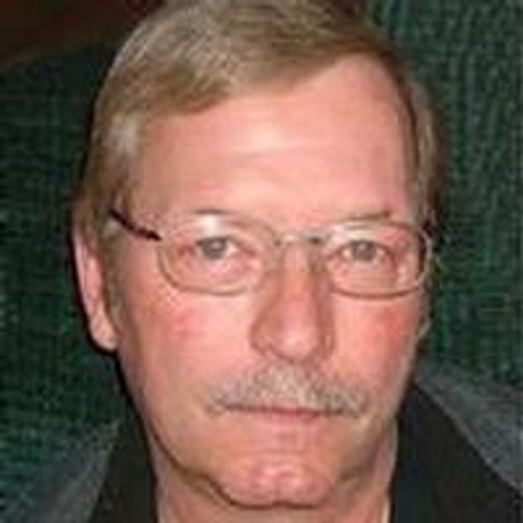 Bruce  Douglas Tarno