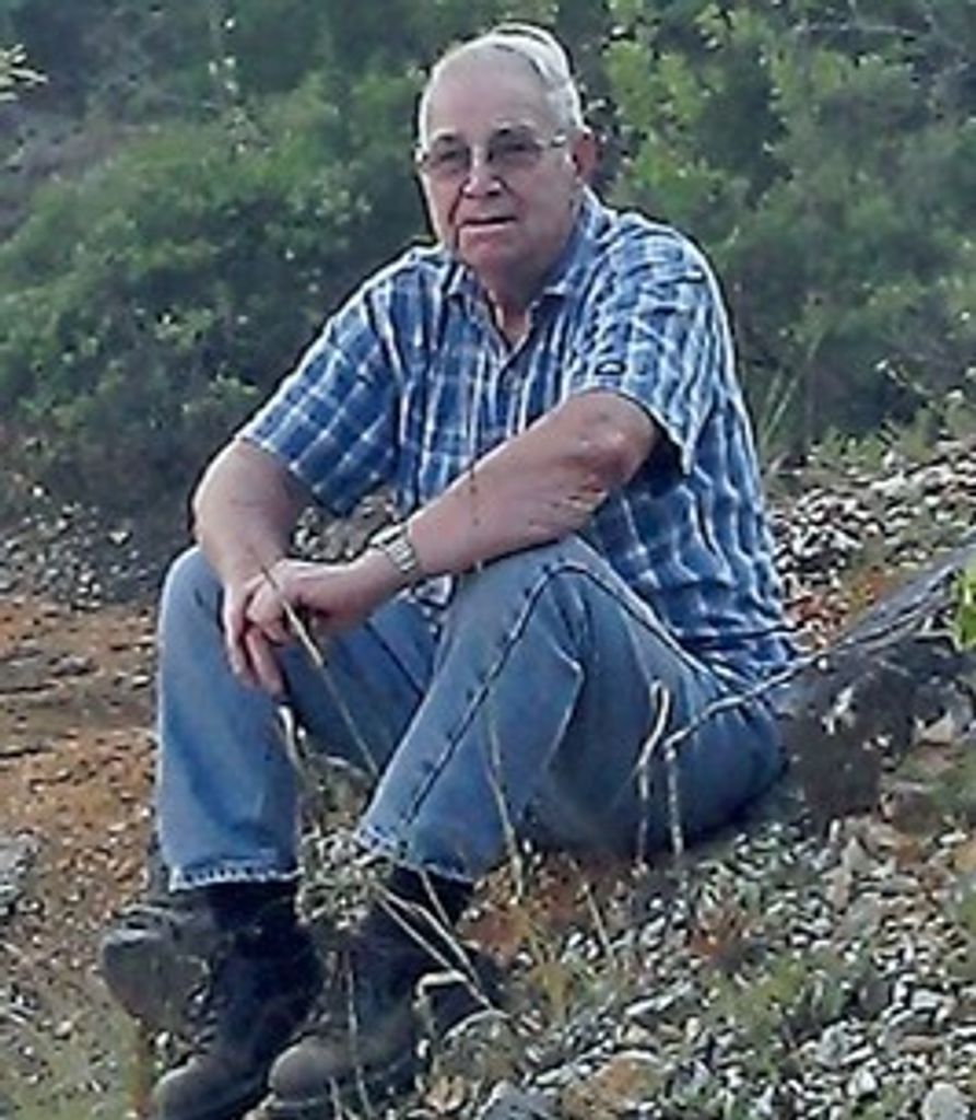 Glen Bone
