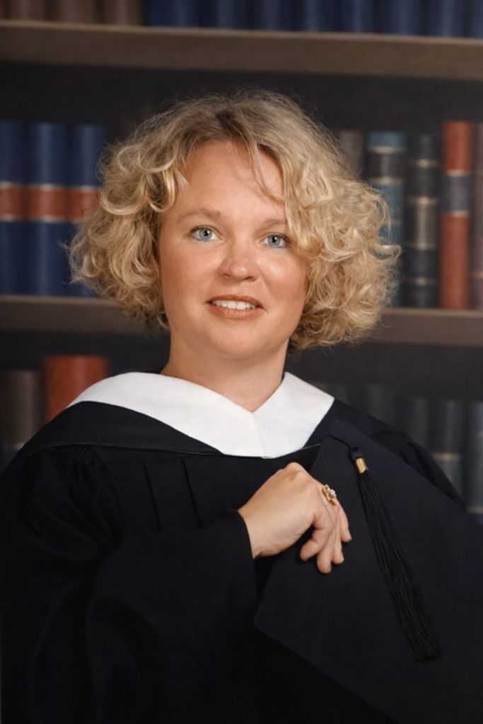 Carolyn Lee (Crumpler)  Gregg