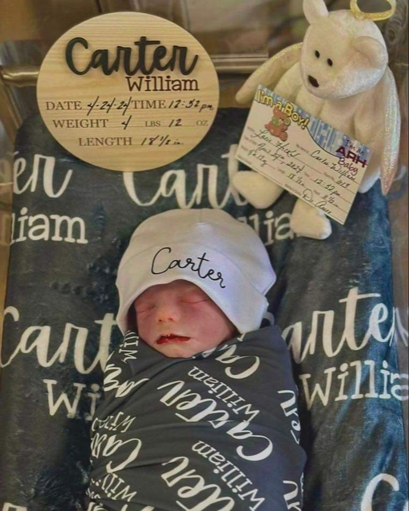 Carter William Lewis Profile Photo